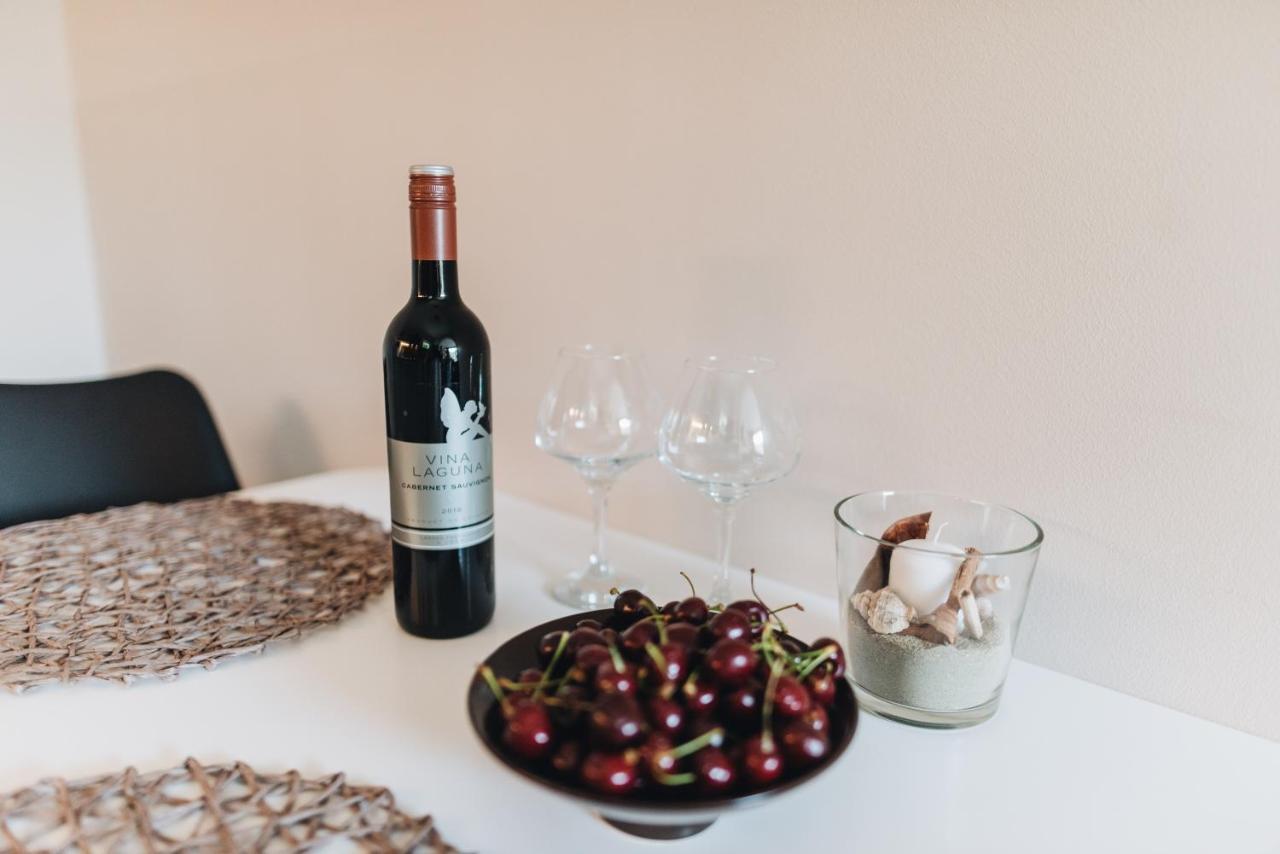 Stay In The Very Heart Of Porec - 50M To The Beach Esterno foto