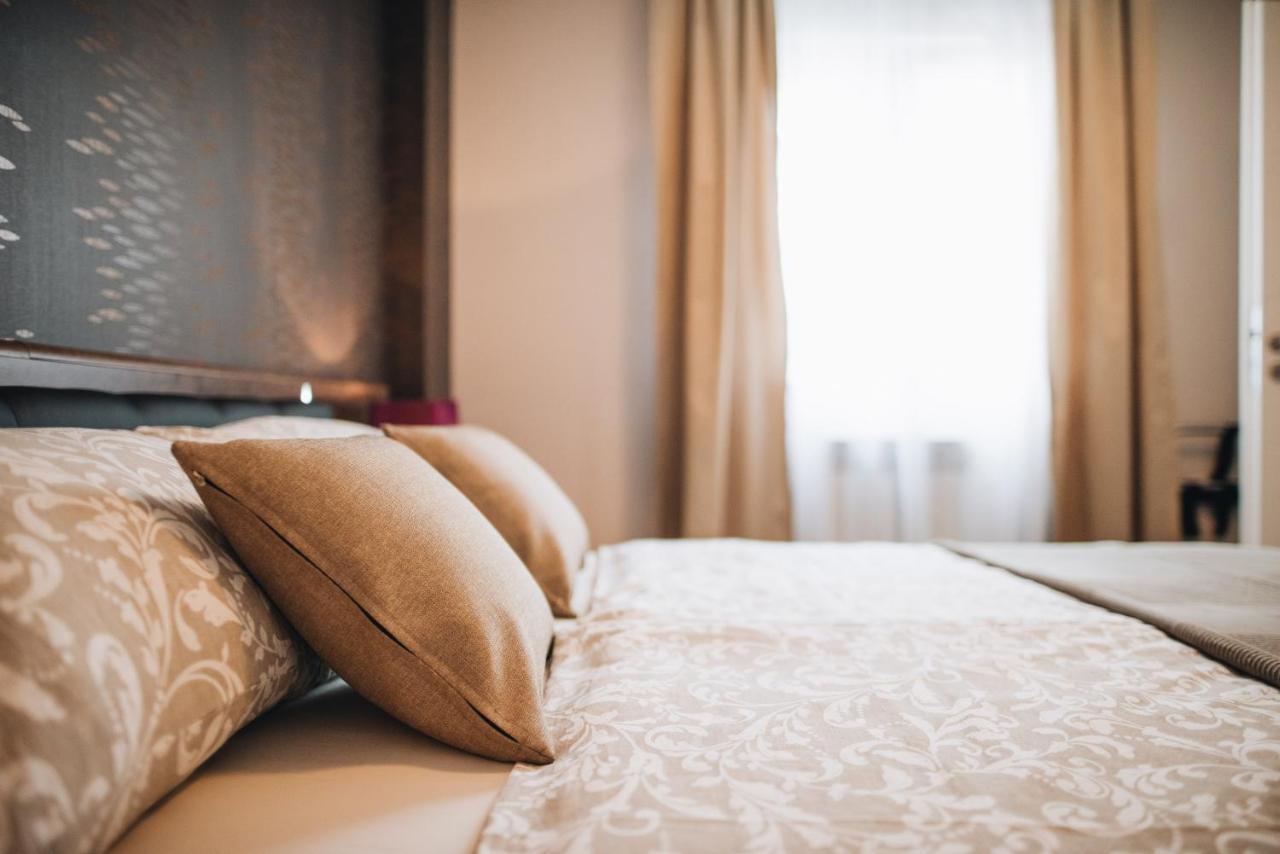 Stay In The Very Heart Of Porec - 50M To The Beach Esterno foto