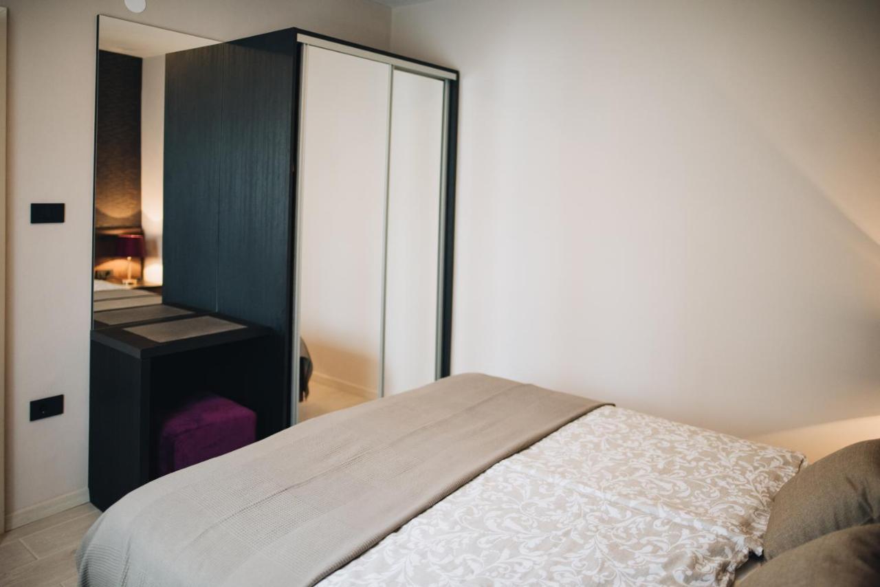 Stay In The Very Heart Of Porec - 50M To The Beach Esterno foto