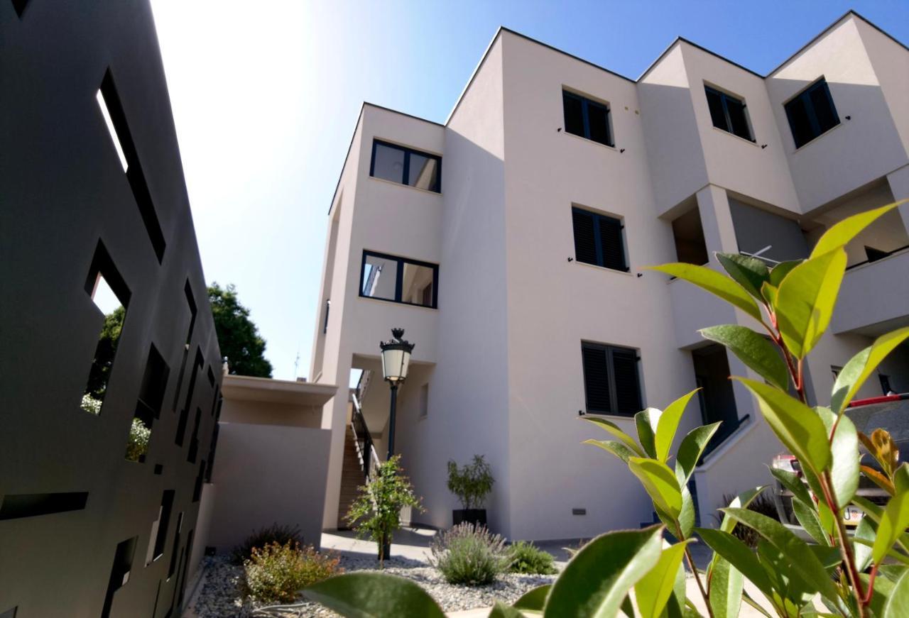 Stay In The Very Heart Of Porec - 50M To The Beach Esterno foto