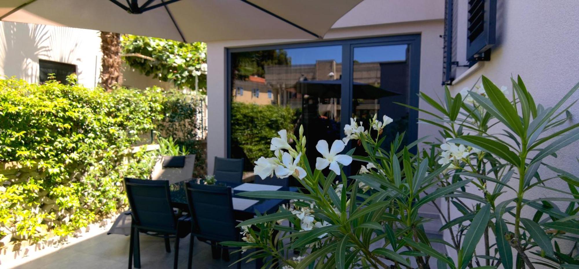 Stay In The Very Heart Of Porec - 50M To The Beach Esterno foto